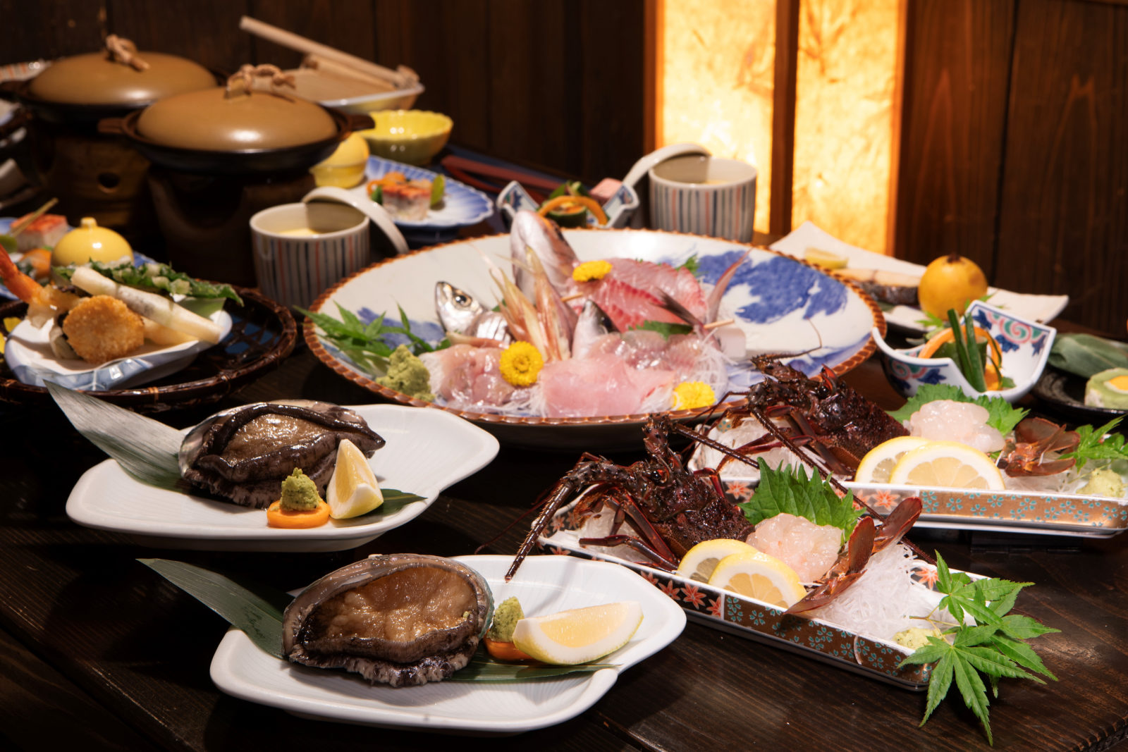 伊勢海老・焼き鮑付き豪華海鮮会席